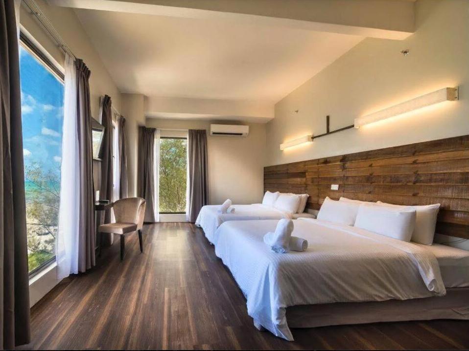 Mandurah Hotel Куантан Экстерьер фото