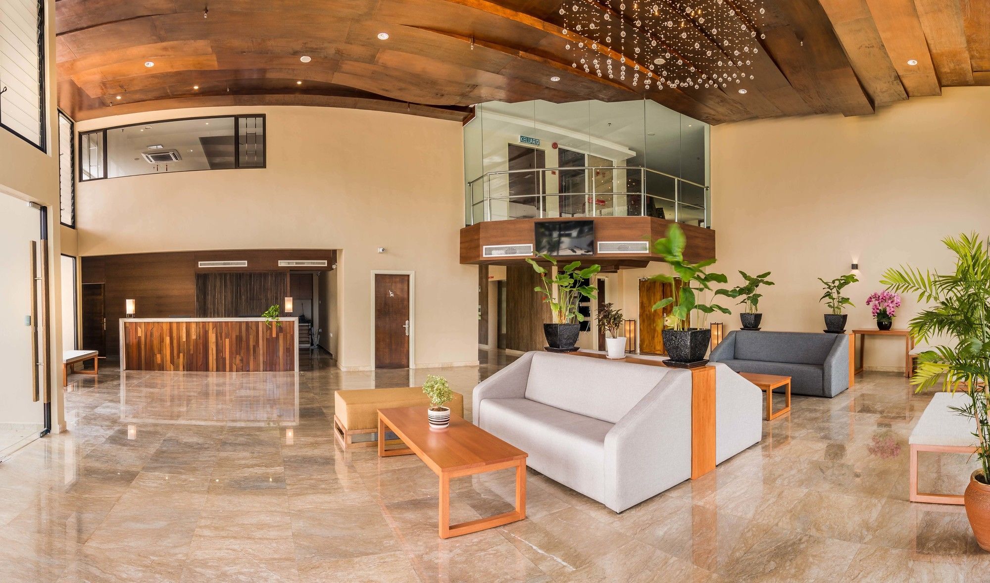 Mandurah Hotel Куантан Экстерьер фото
